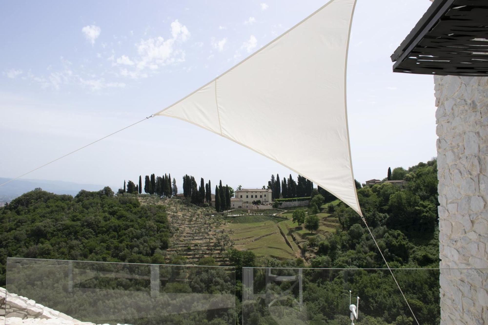 Villetta Farfallina "The Unique Property In The World With An Openable Roof" Lucca Luaran gambar